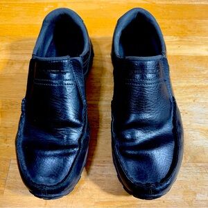 Merrell men’s size 10. Black leather casual hikers.